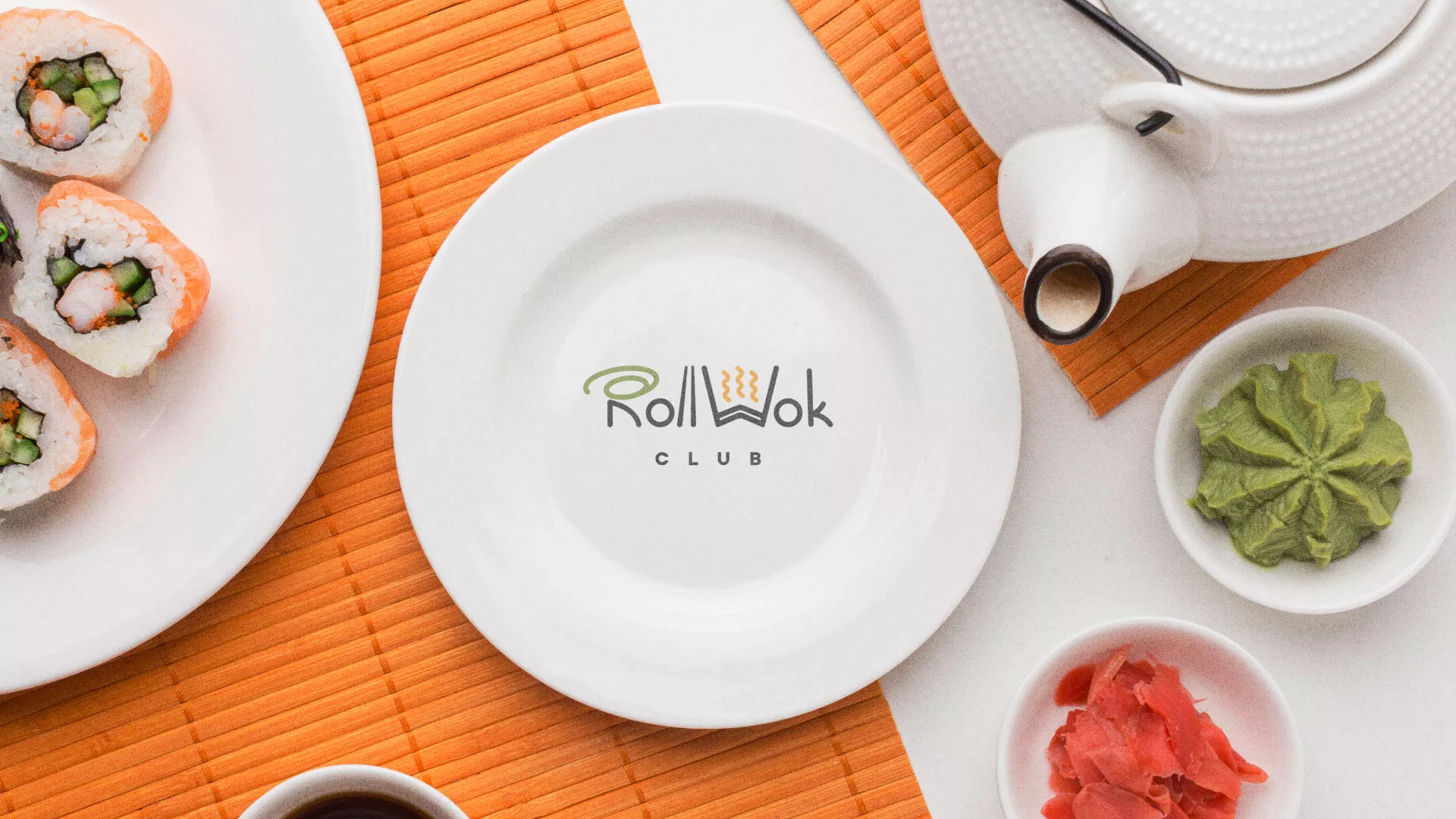 Разработка логотипа и фирменного стиля в Канске для суши-бара «Roll Wok Club» Разработка логотипа и фирменного стиля в Канске для суши-бара «Roll Wok Club»